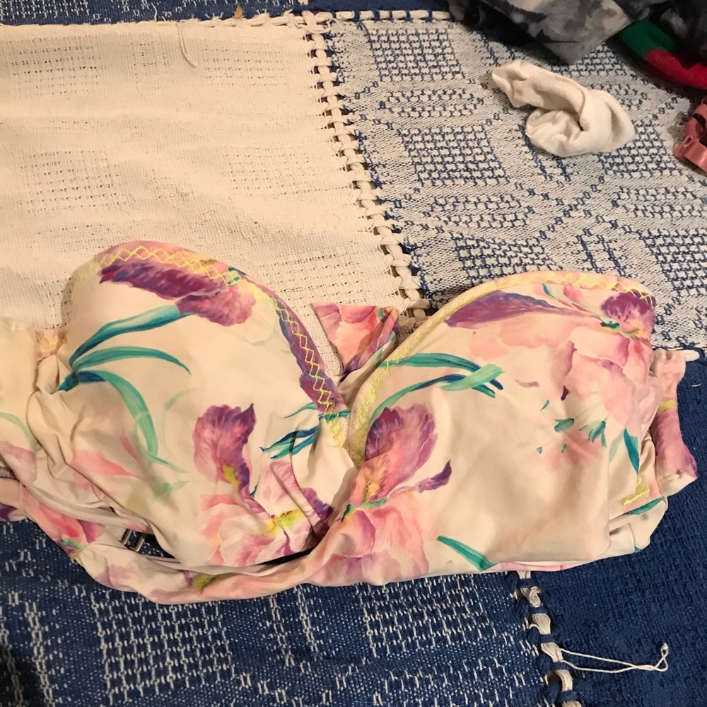 Strapless, Flower bathing suit top